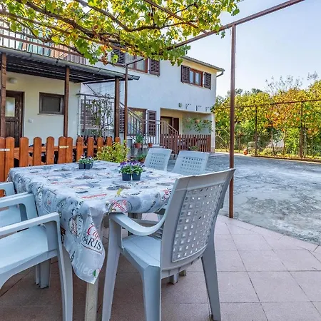 Apartment 3 Bedroom Nice In